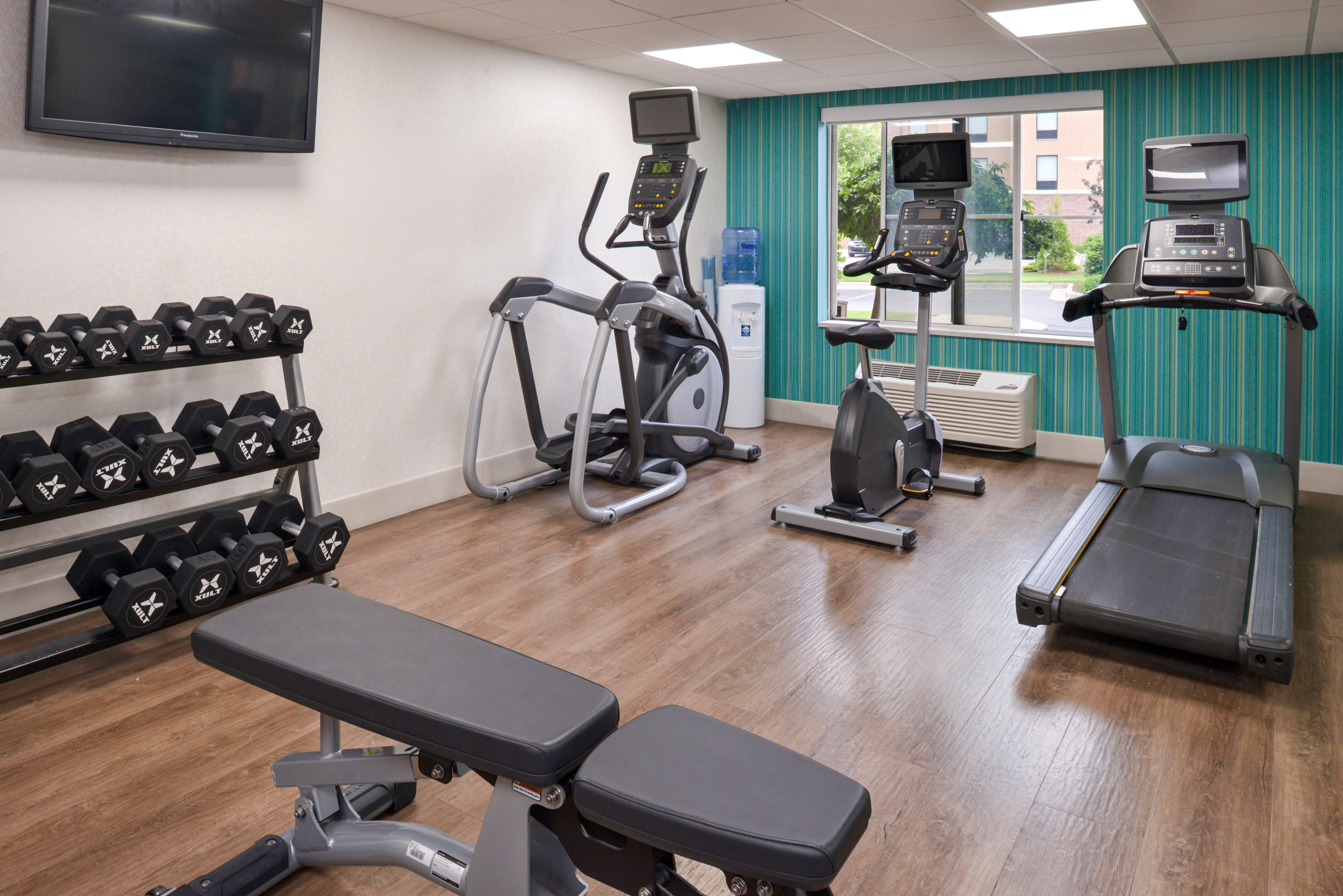 Holiday Inn Express Wixom By Ihg Esterno foto