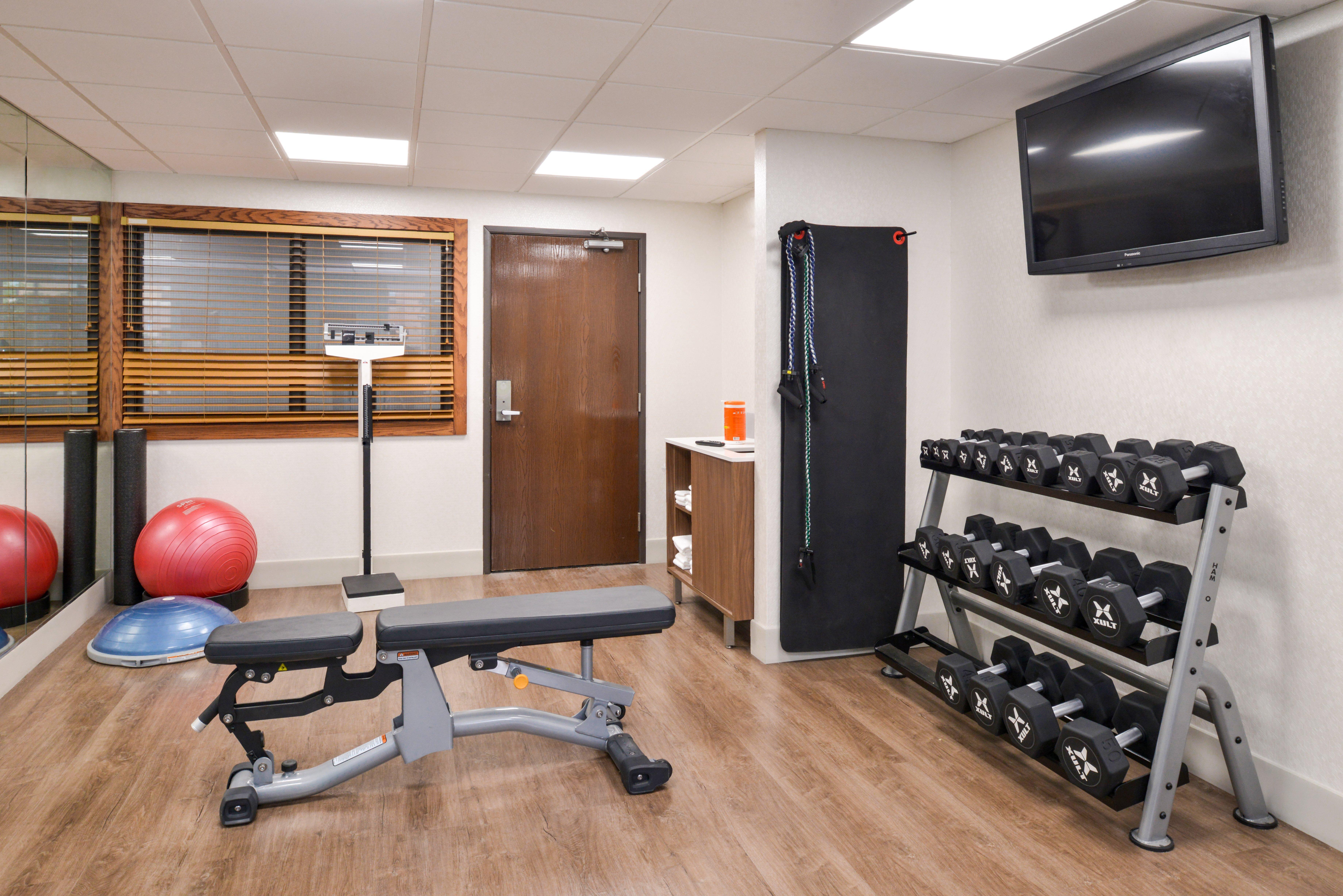 Holiday Inn Express Wixom By Ihg Esterno foto