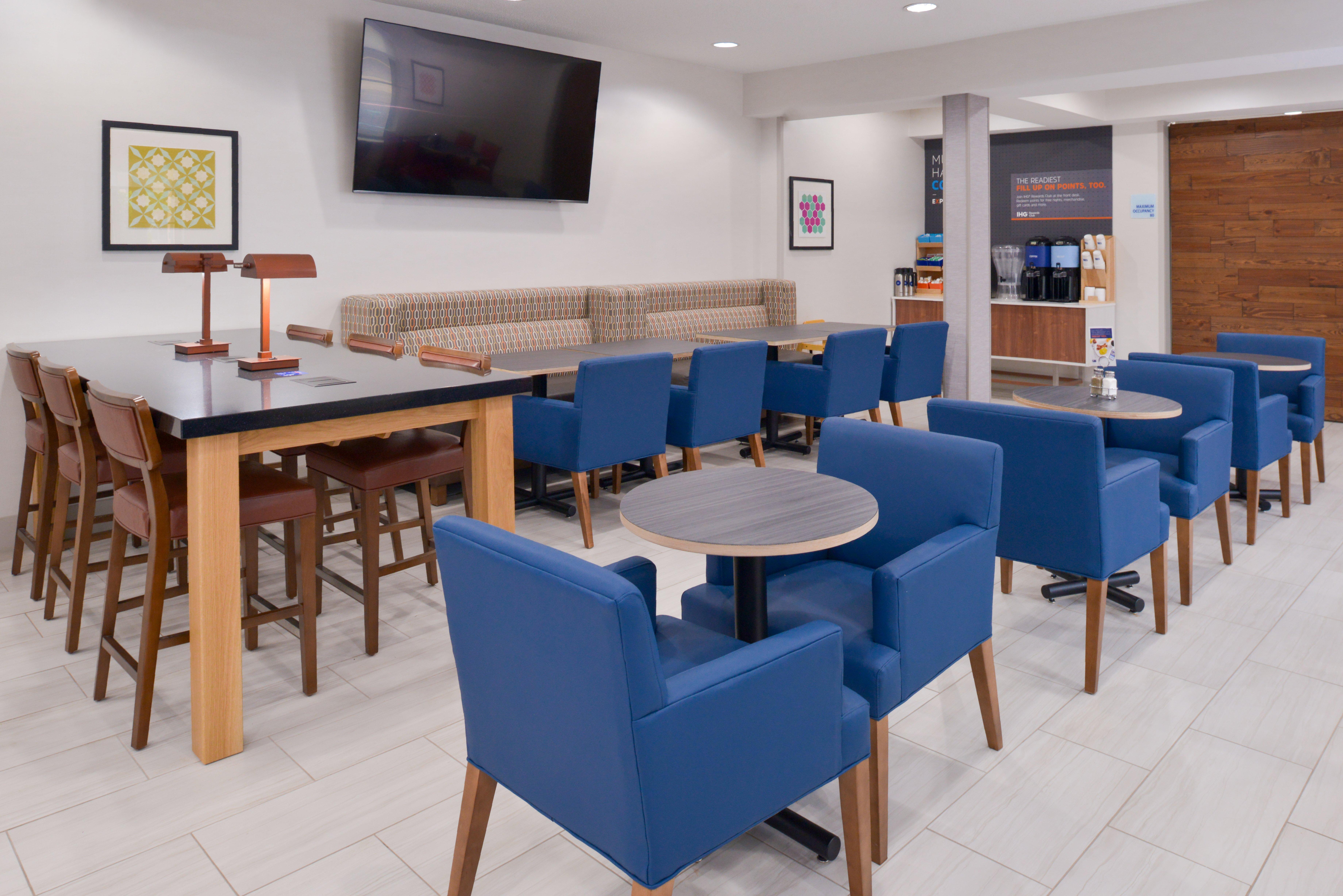 Holiday Inn Express Wixom By Ihg Esterno foto
