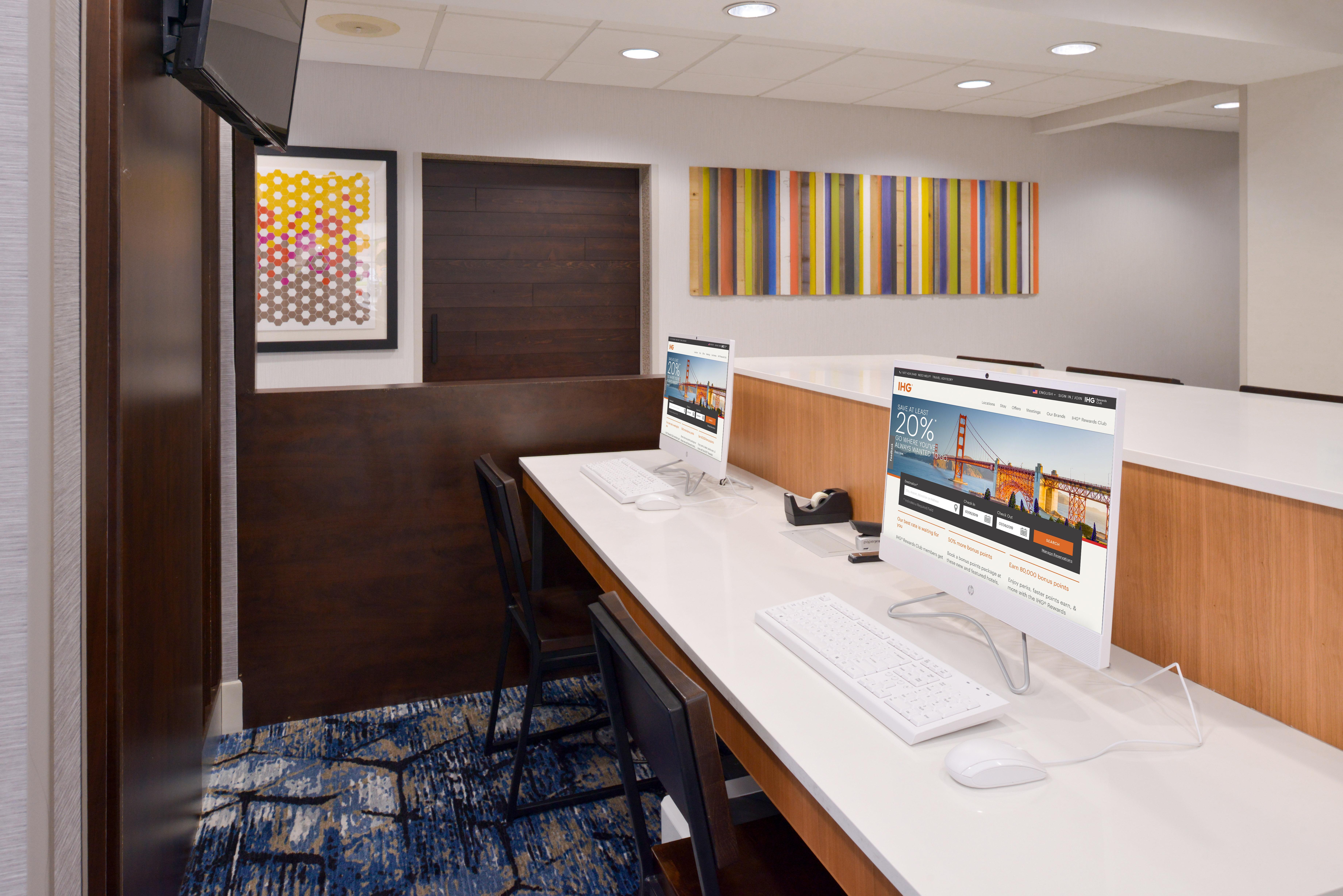 Holiday Inn Express Wixom By Ihg Esterno foto