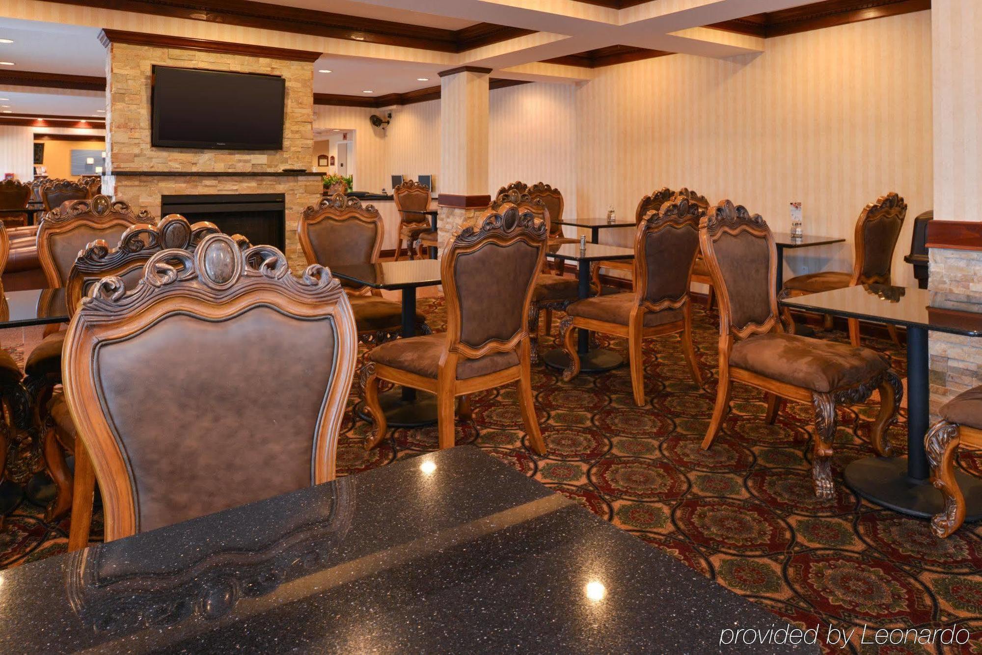 Holiday Inn Express Wixom By Ihg Esterno foto